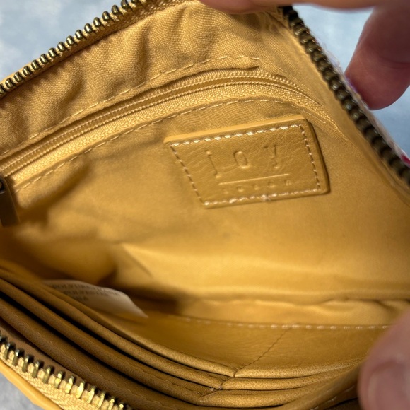 Joy Susan Colorful Woven Clutch with Tan Accents - Picture 6 of 10